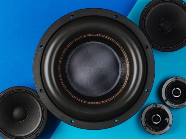 Como identificar uma boa centragem para alto-falantes?